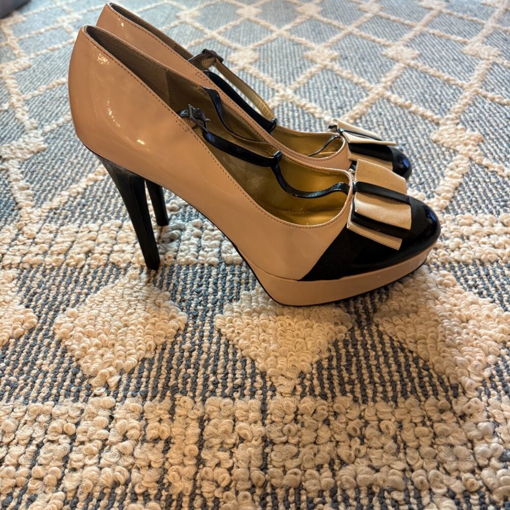 Limelight tan heels size 10